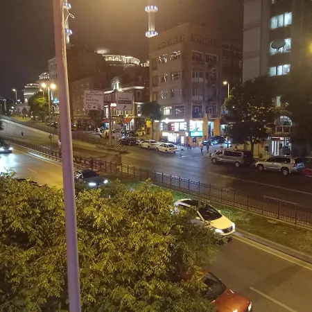 公寓式酒店 Ava 3*